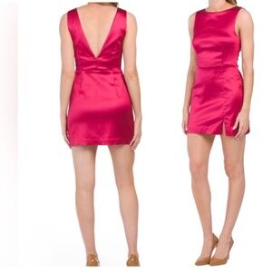 House of Harlow raspberry pink sleeveless satin V back mini dress Sz 6 NWOT